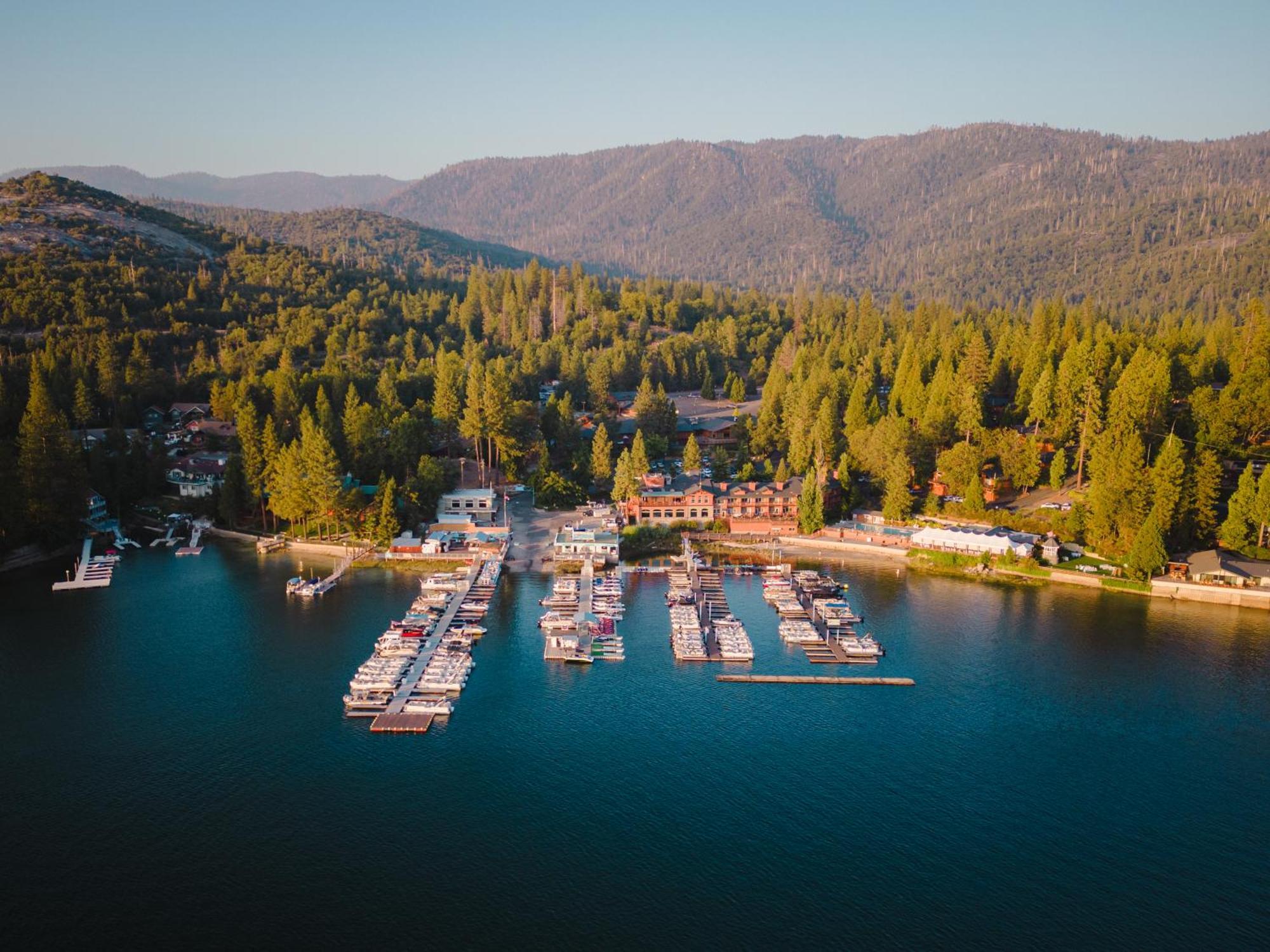 The Pines Resort & Conference Center Bass Lake Exterior photo